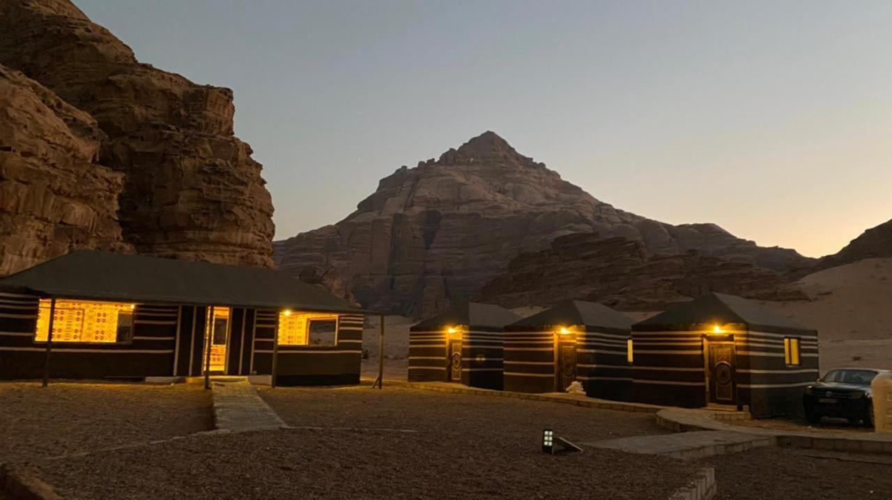 Desert Jewel Camp Вади Рум Екстериор снимка